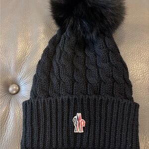 Moncler Black Knit Beanie hat with fur Pom Pom